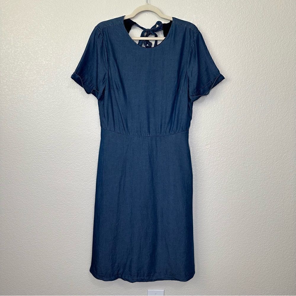 Banana Republic 100% Lyocell Chambray Bow Back Short Sleeves Dress